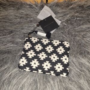 America And Beyond Handwoven Jacquard Coin Bag Nwt Blk/white